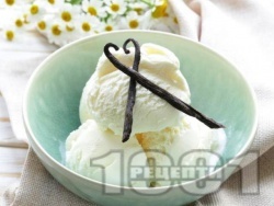 Домашен сладолед с кондензирано мляко, сметана и мед - снимка на рецептата
